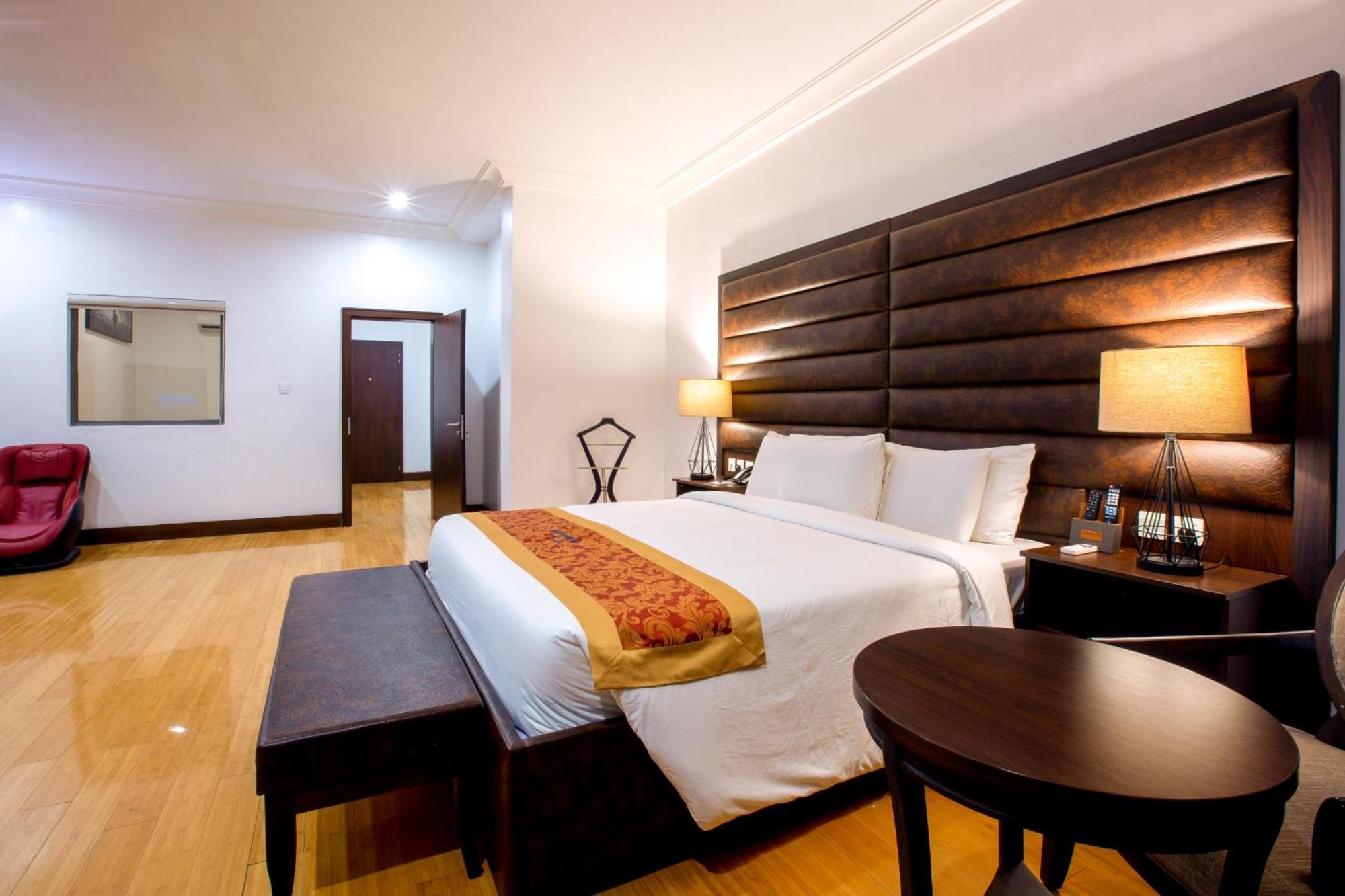 Johnwood Hotel By Bolton Abuja Exterior foto