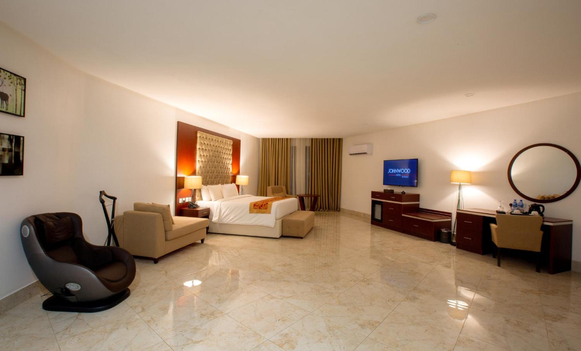 Johnwood Hotel By Bolton Abuja Exterior foto