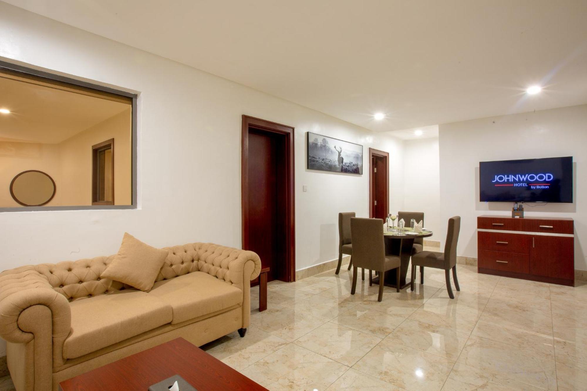 Johnwood Hotel By Bolton Abuja Exterior foto