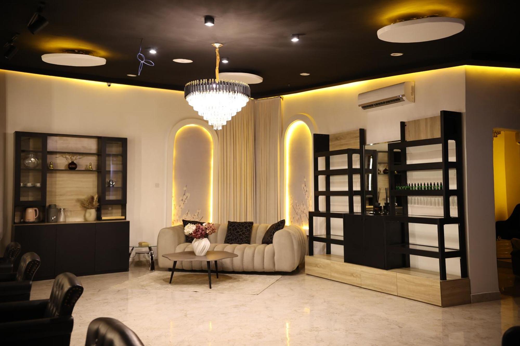 Johnwood Hotel By Bolton Abuja Exterior foto